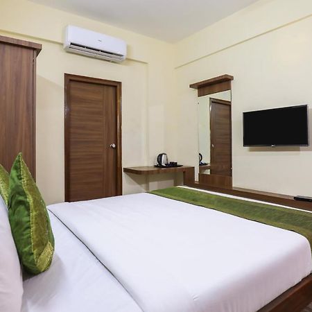 Treebo Trip Kapil Royalista Hotel Ludhiana Exterior photo