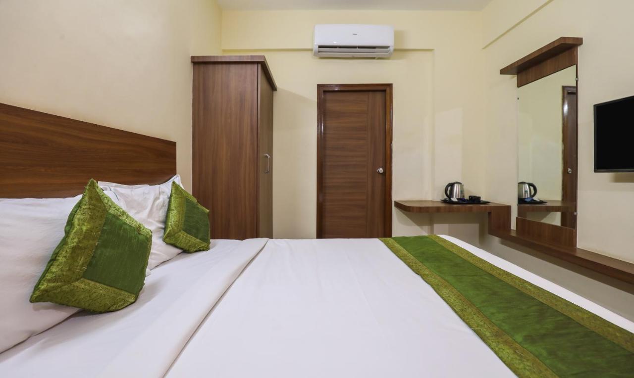 Treebo Trip Kapil Royalista Hotel Ludhiana Exterior photo
